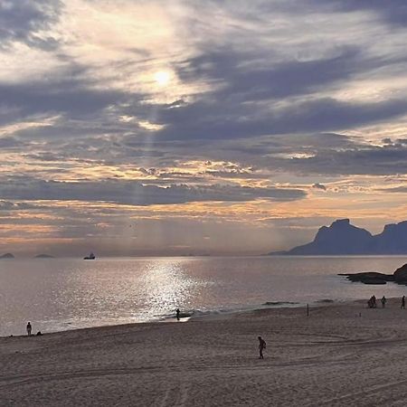 Apto Pe Na Areia Condominio Oceanside Camboinhas Niteroi Luaran gambar