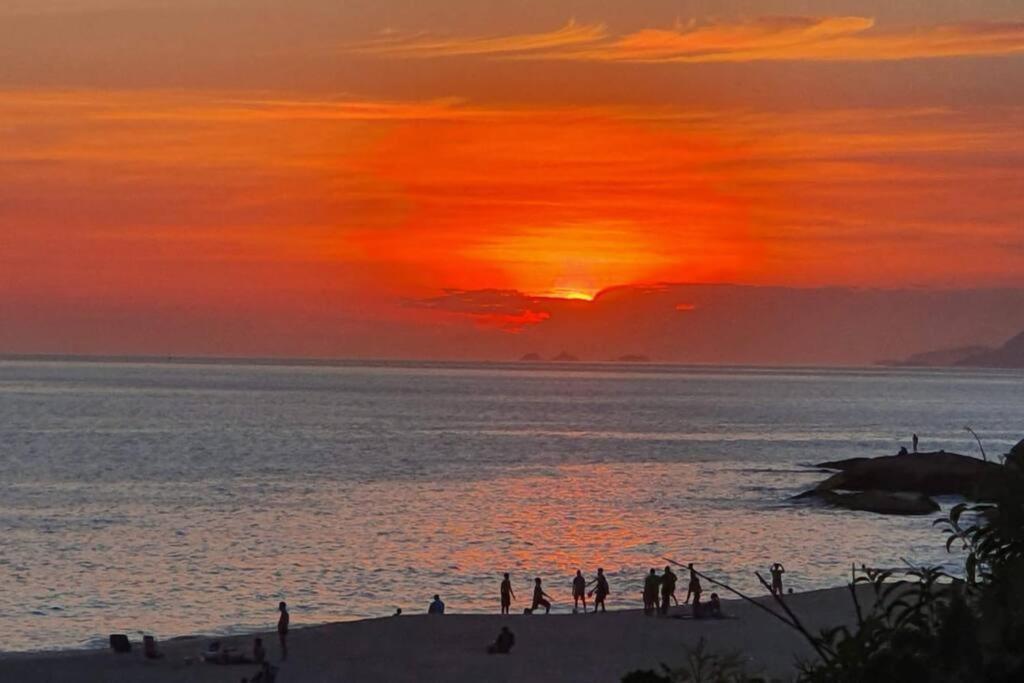 Apto Pe Na Areia Condominio Oceanside Camboinhas Niteroi Luaran gambar